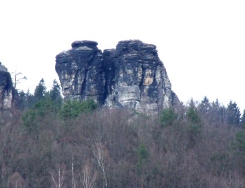 Der Talwächter im Bastei-Gebiet Der Talwächter im Bastei-Gebiet talwächter bastei rathen basteigebiet