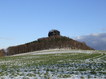 Der Zirkelstein bei Reinhardtsdorf-Schöna, Ostern 2008 Gipfelportrait: Der Zirkelstein (384 m ü. NN) bei Reinhardtsdorf-Schöna zirkelstein wandern elbsandsteingebirge sächsische schweiz reinhardtsdorf schöna wanderroute