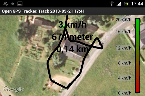 Test: Die kleine Wanderung um ein Haus wird korrekt aufgezeichnet. (Open GPS Tracker) Handy-Apps für den Wanderer getestet: Open GPS Tracker für Android open gps tracker app handy cell phone android tracking