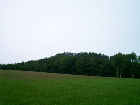 Der Gohrisch von Papstdorf aus gesehen Gohrisch von Papstdorf aus gesehen gohrisch papstdorf berg gipfel