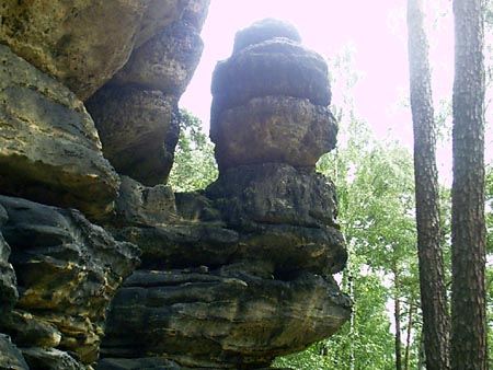 Am Pfaffenstein Interessante Felsformation - Abstieg vom Pfaffenstein pfaffenstein pfaffendorf absteig bequemer aufstieg