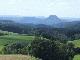 Blick von Kirnitzschtal auf das Elbsandsteingebirge mit dem Lilienstein